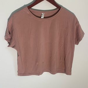 Lululemon crop top tee